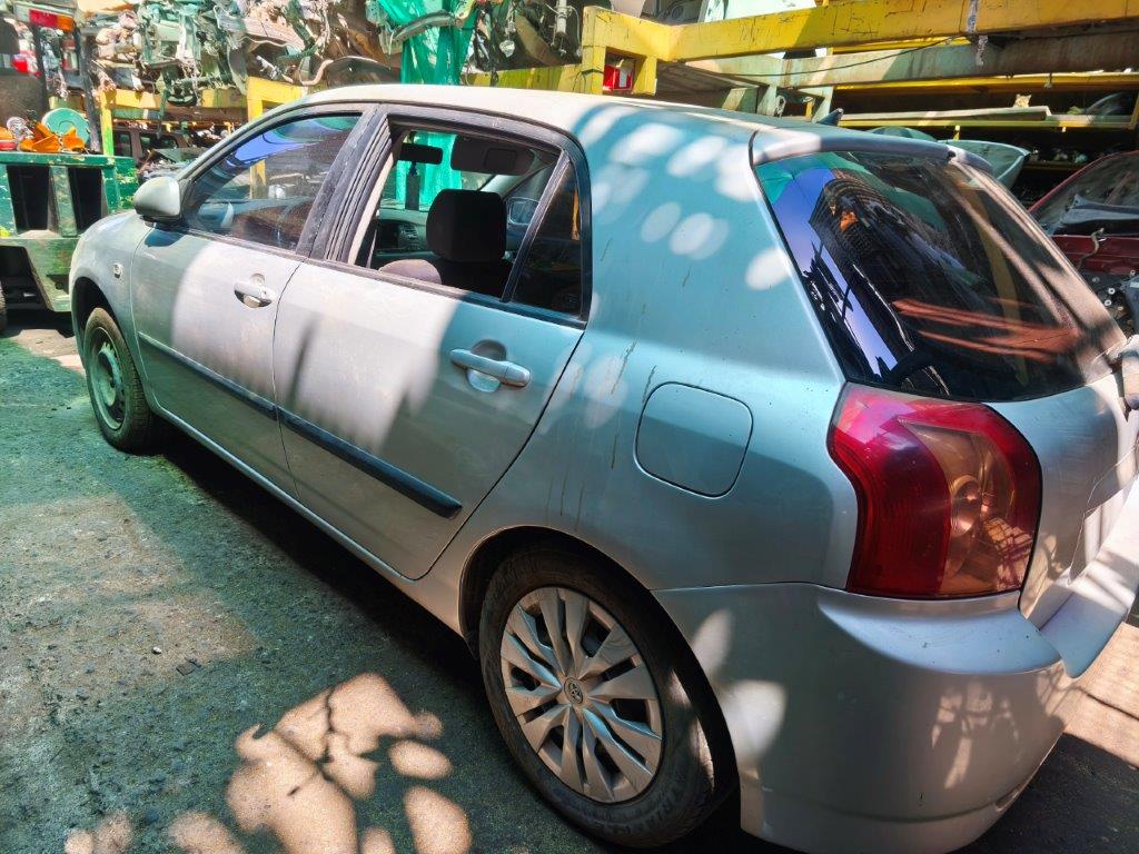  Toyota COROLLA SPORT 2004    EN DESARME
